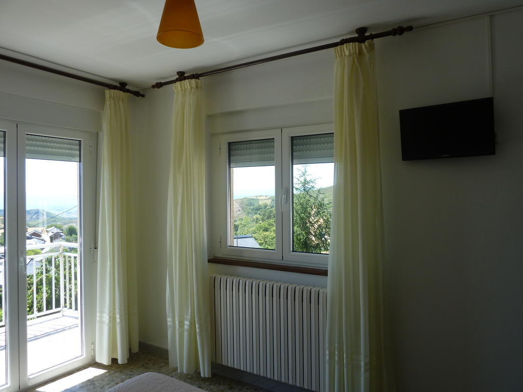 Pension Riego De Ambros Extérieur photo